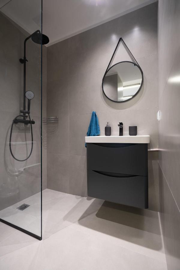 Monastiraki Metro St 2 Bedrooms 6 Pers By Mps Athén Kültér fotó